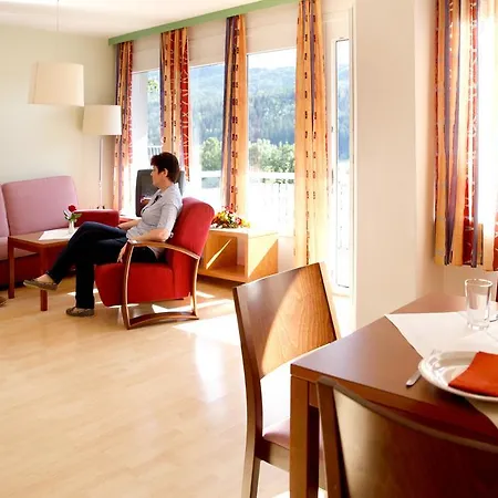 Sonnenhotel Hafnersee Hotel