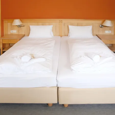 Sonnenhotel Hafnersee 酒店 滨湖科伊查赫