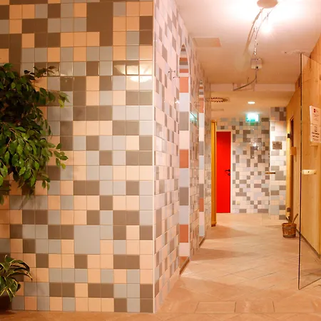 Hotel Sonnenhotel Hafnersee 4*