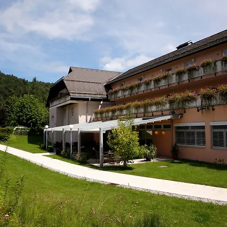 Sonnenhotel Hafnersee 4* 滨湖科伊查赫