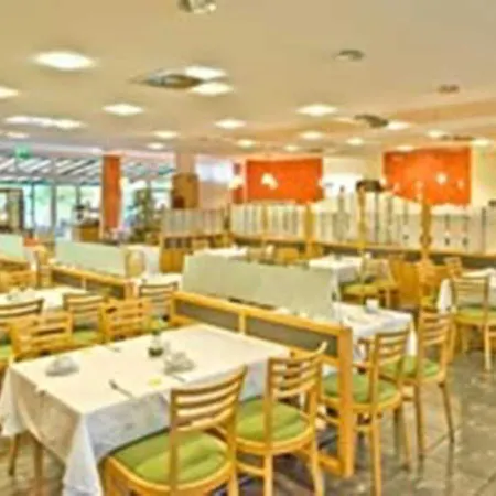 哈夫纳湖太阳酒店 酒店 滨湖科伊查赫