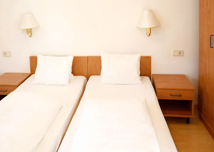 Sonnenhotel Hafnersee 4*