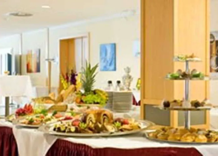 Hotel Sonnenhotel Hafnersee 4*